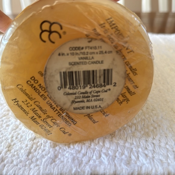 NEW Colonial Candle of Cape Cod - Picture 3 of 4